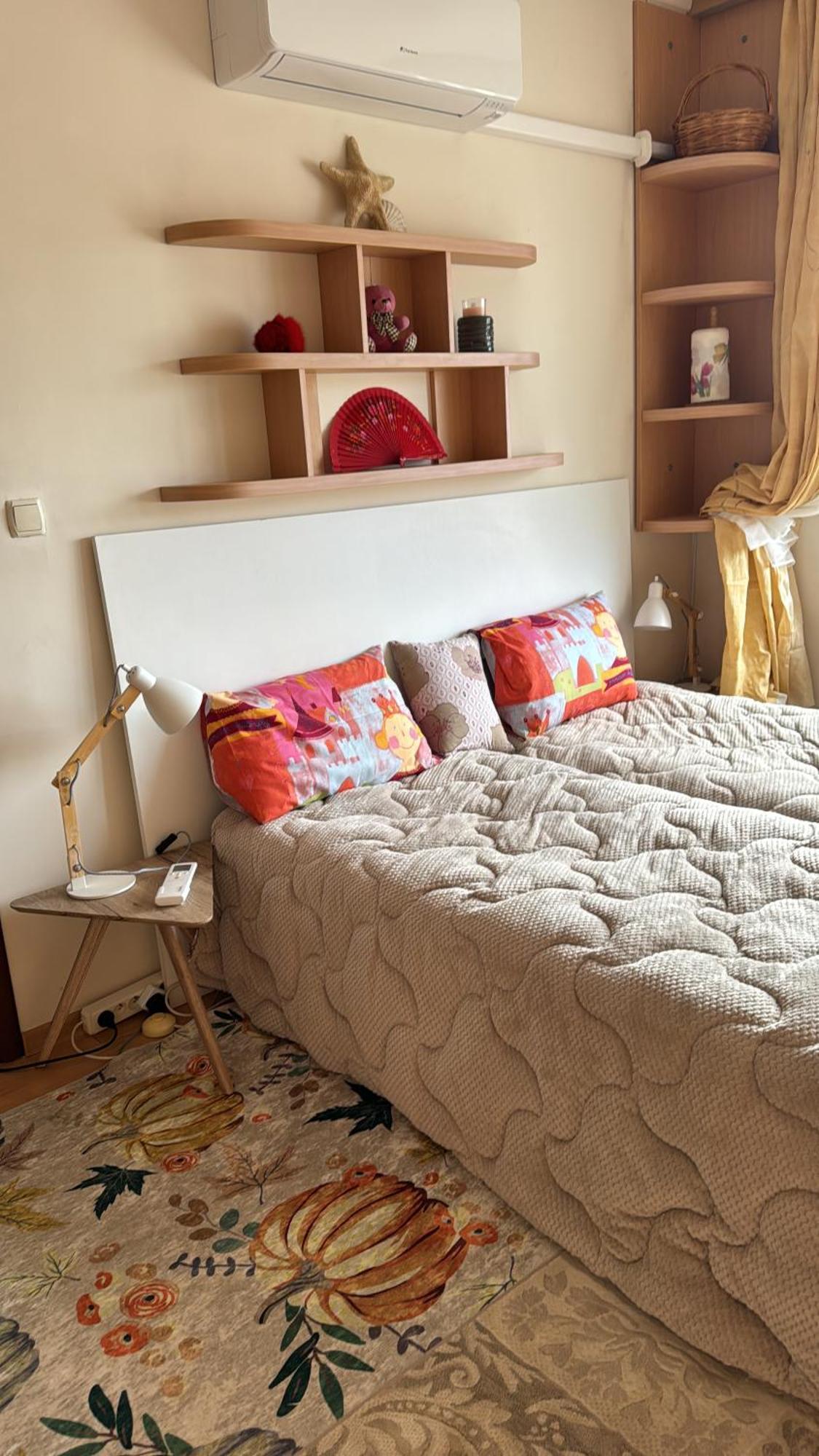 Downtown Central Apartment With Working Kitchen, City Views & Free Parking Καζανλούκ Εξωτερικό φωτογραφία